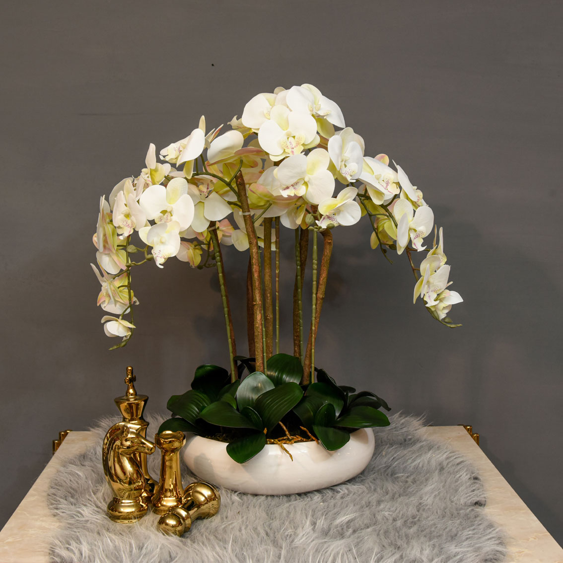 گل ارکیده لمسی مصنوعی با گلدان سفید